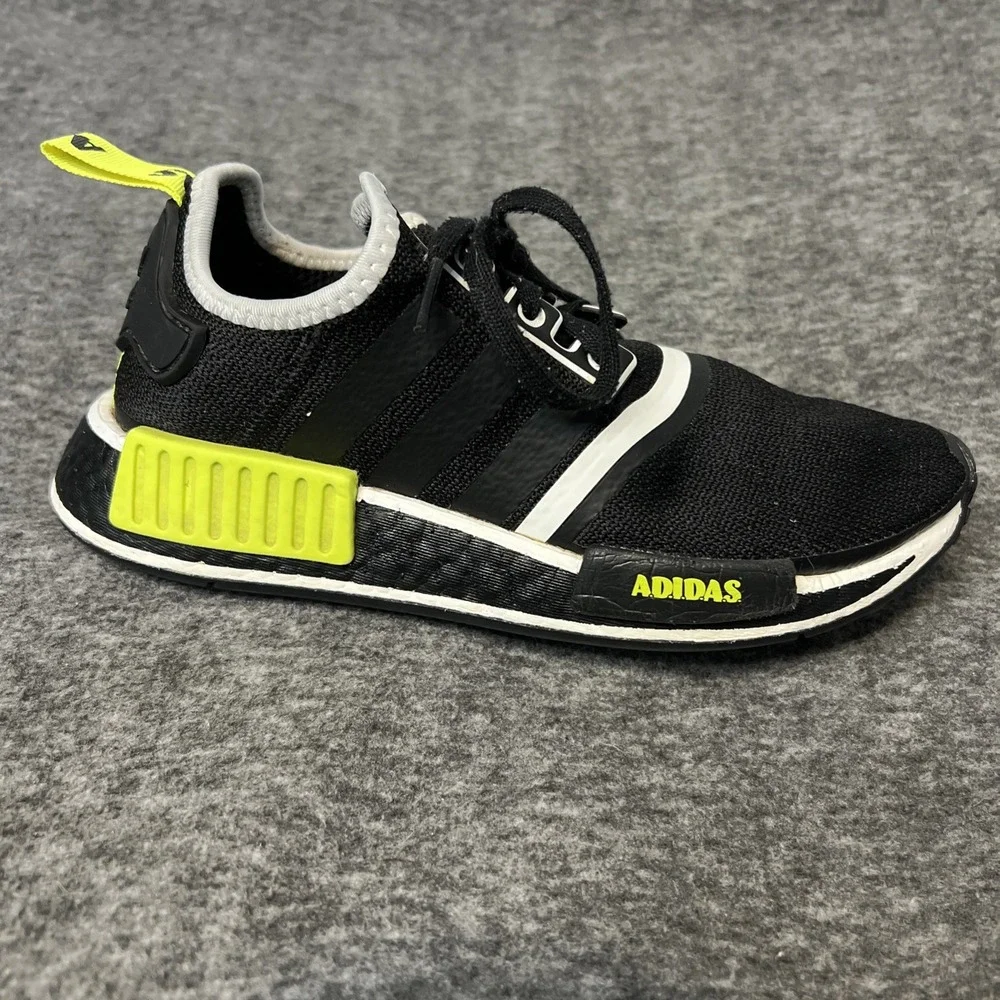 Adidas LHG 029003 Size 4.5 Men, 5.5 Women Black & White, Yellow Highlights CLEAN
